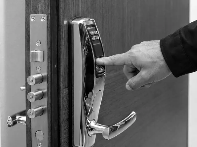 Fast Locksmith technician at work in Vancouver